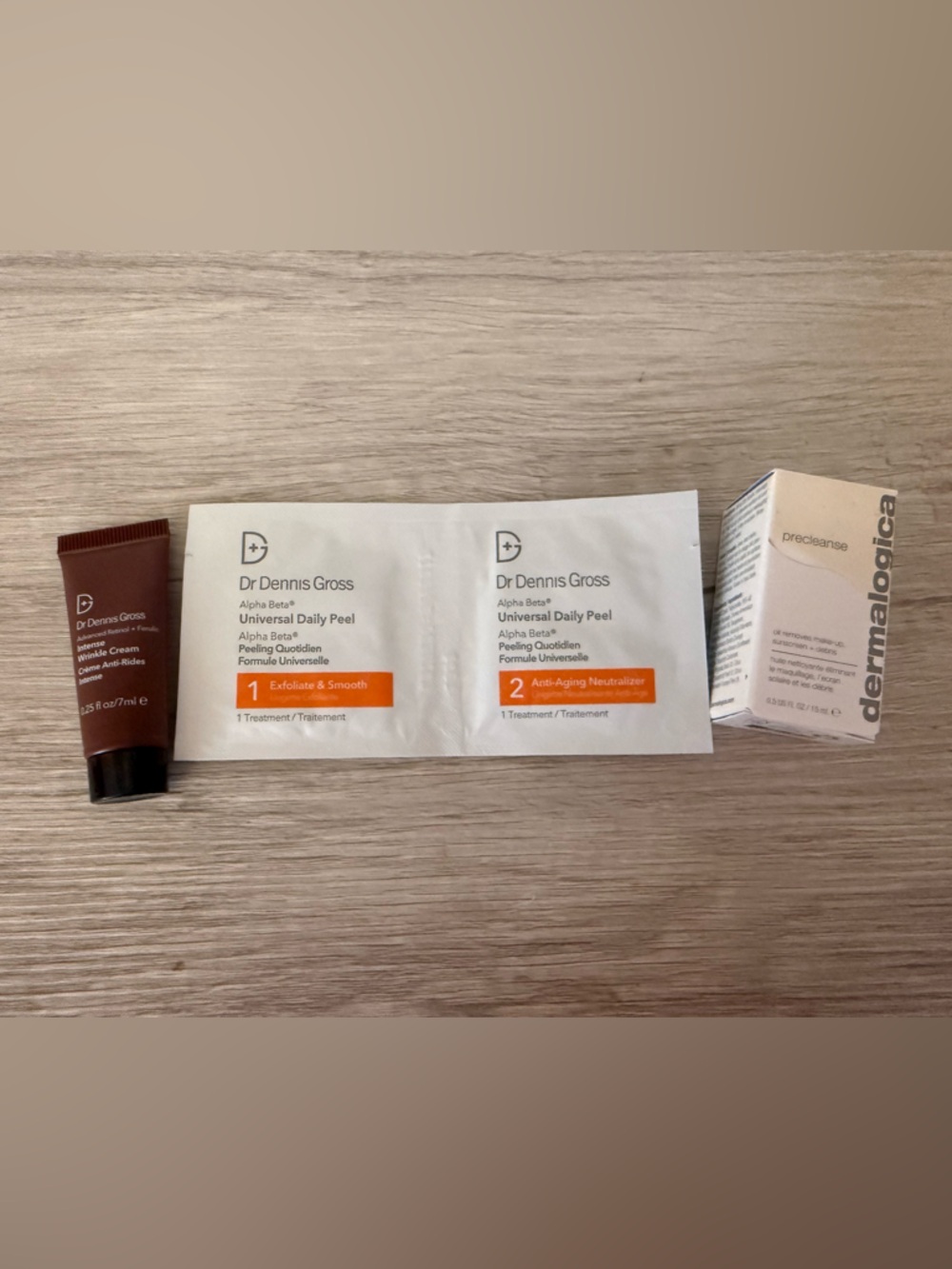 Premium Sample Lot includes Dr. Dennis Gross Universal Daily Peel